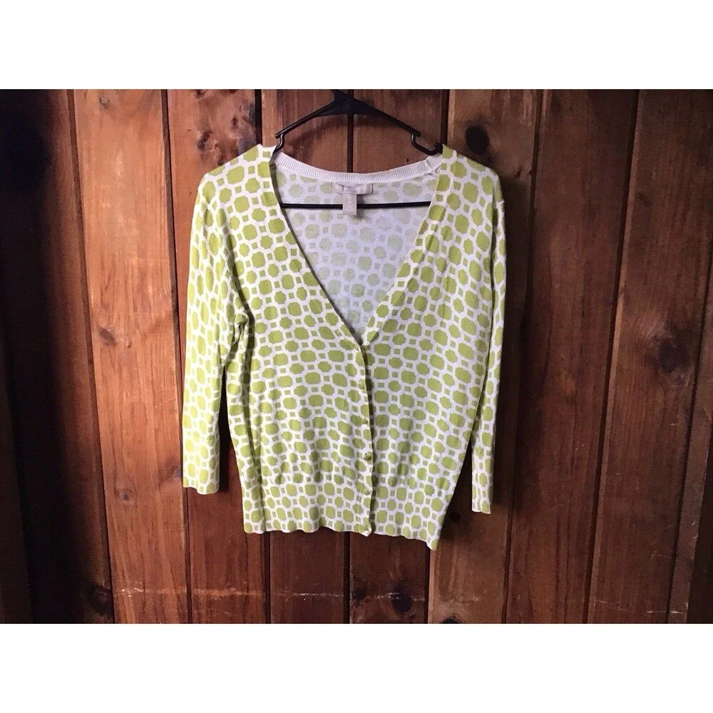 Banana Republic Green White Cardigan Size M V Neck Geometric Buttons - Picture 1 of 6